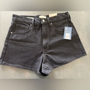 NWT Universal Thread High-Rose 90’s Cutoff Shorts Black